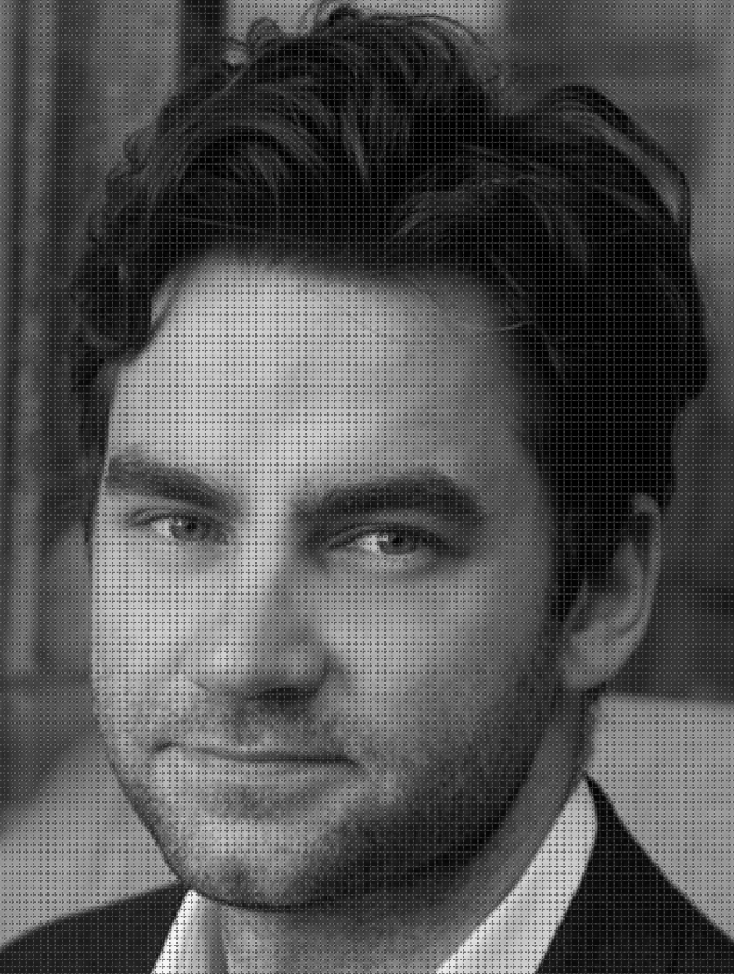 Dr. Emin Lelić